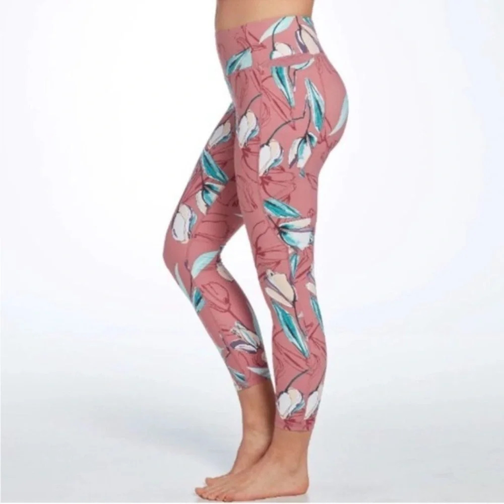 Calia Pink Floral Leggings by Carrie Underwood size small